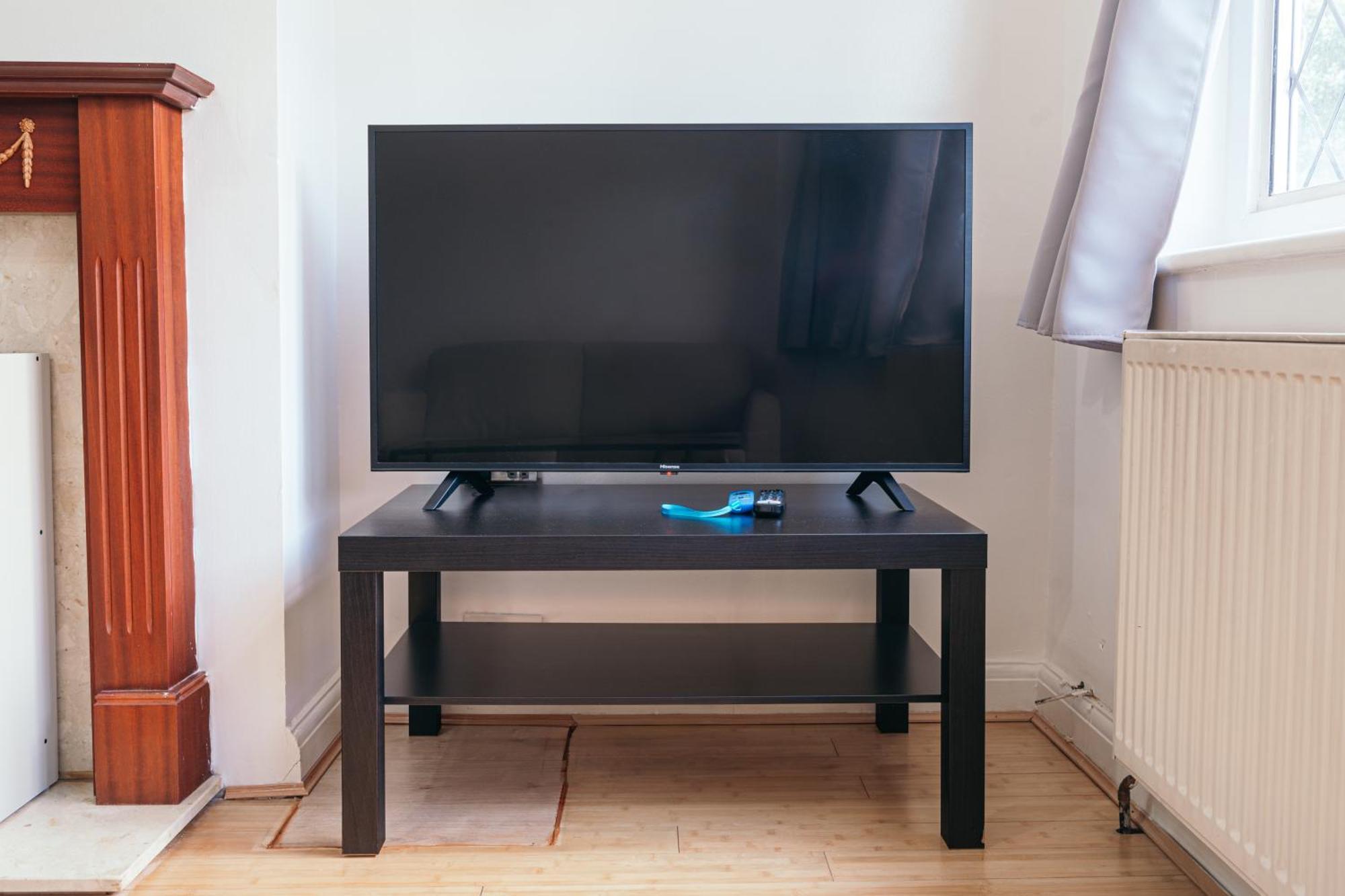 Apartment 2 Bed, Wembley, Ealing, *