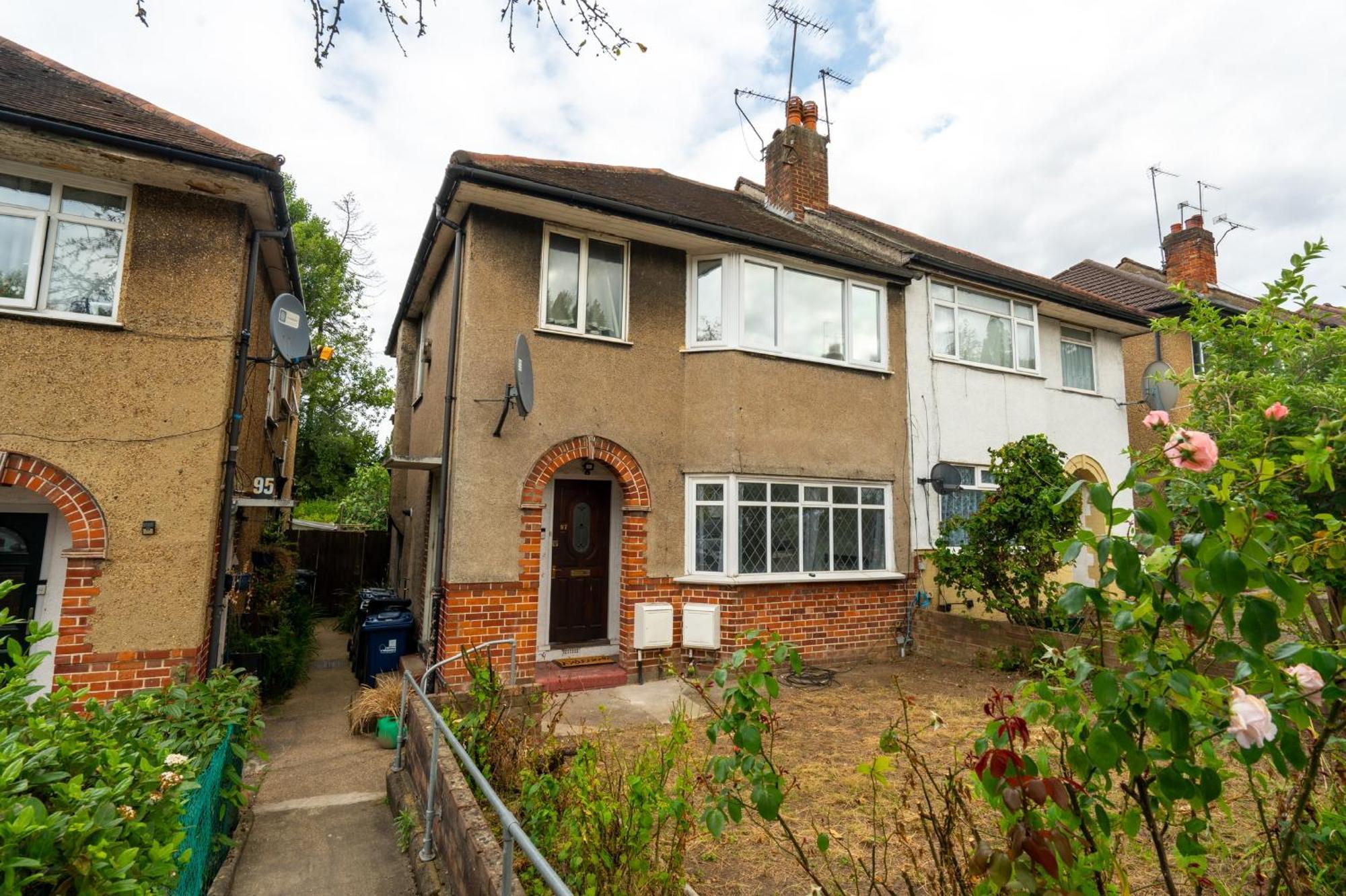 Apartment 2 Bed, Wembley, Ealing,